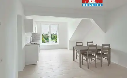 Pronájem bytu 2+kk 73 m², Poličská, Svitavy - Předměstí