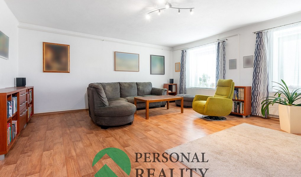 Prodej domu 164 m² s pozemkem 843 m², Dvůr Králové nad Labem – náhled fotky 2