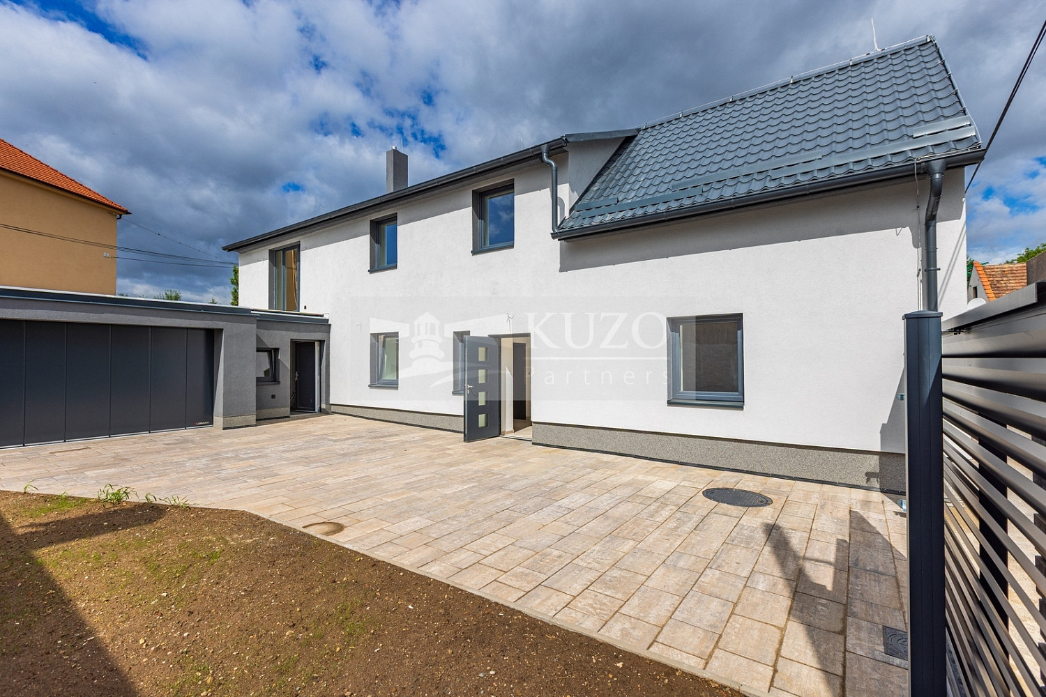 Prodej domu 186 m² s pozemkem 366 m²