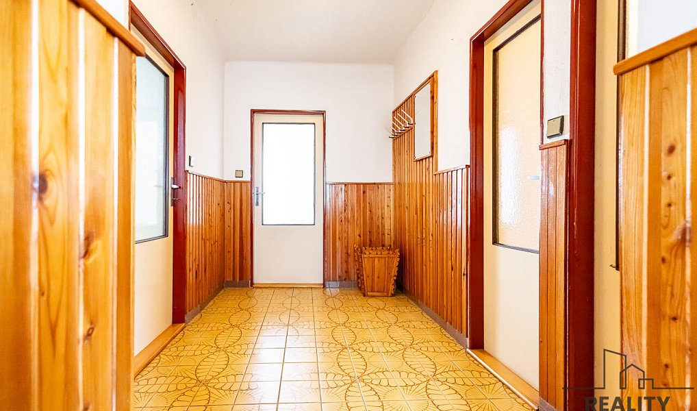 Prodej domu 190 m² s pozemkem 5 882 m², Zaječov – náhled fotky 23