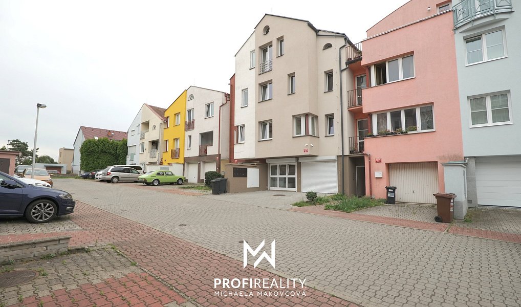 Pronájem bytu 1+kk, 18 m², Kyje - Praha 14, Praha