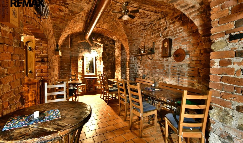 Prodej restaurace 350 m², Hradec Králové – náhled fotky 11