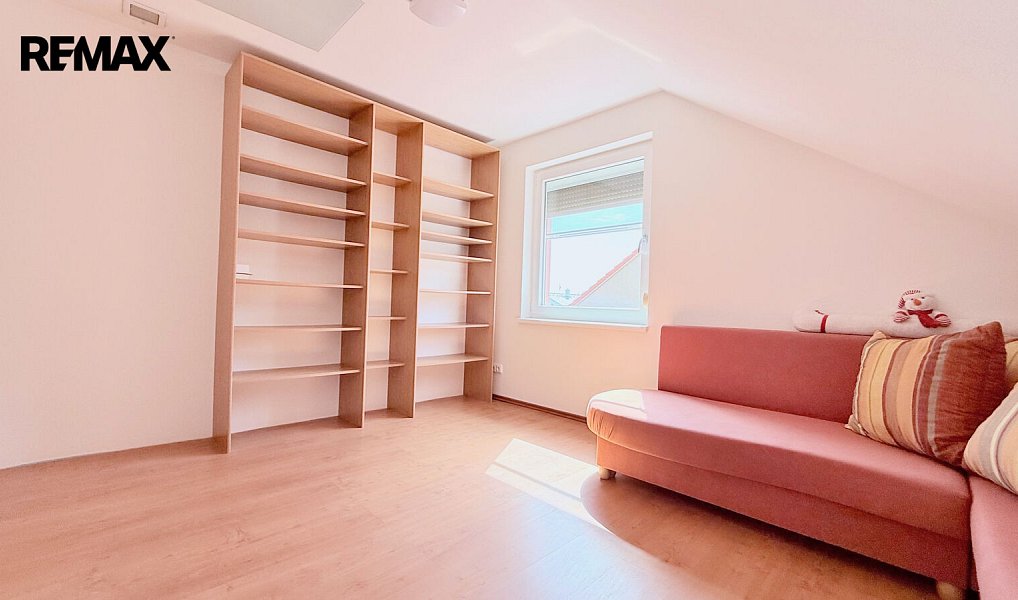 Prodej domu 125 m² s pozemkem 261 m², Suchohrdly – náhled fotky 12