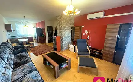 Pronájem bytu 4+kk 93 m²