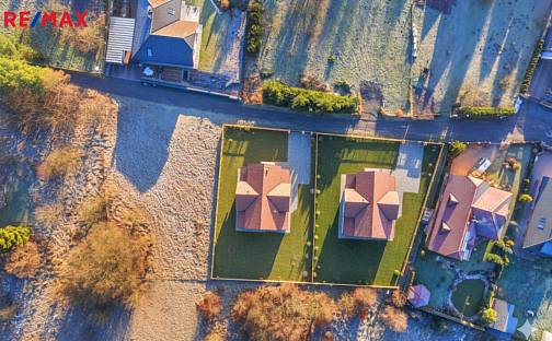 Prodej stavebního pozemku 1 802 m², Nová Paka, okres Jičín