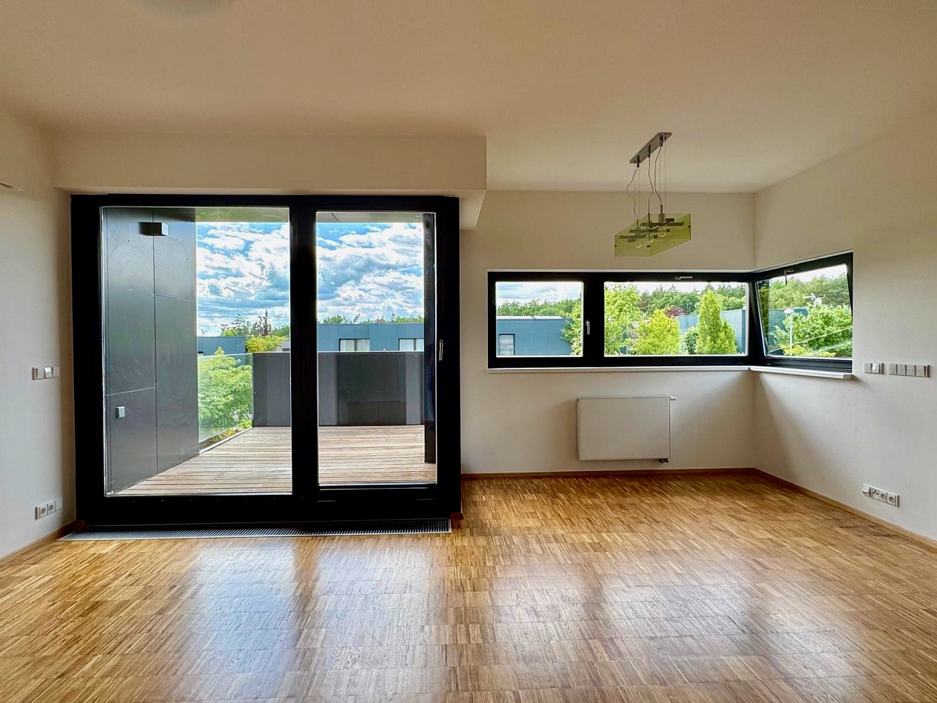 Pronájem bytu 2+kk 60 m² – fotografie 3