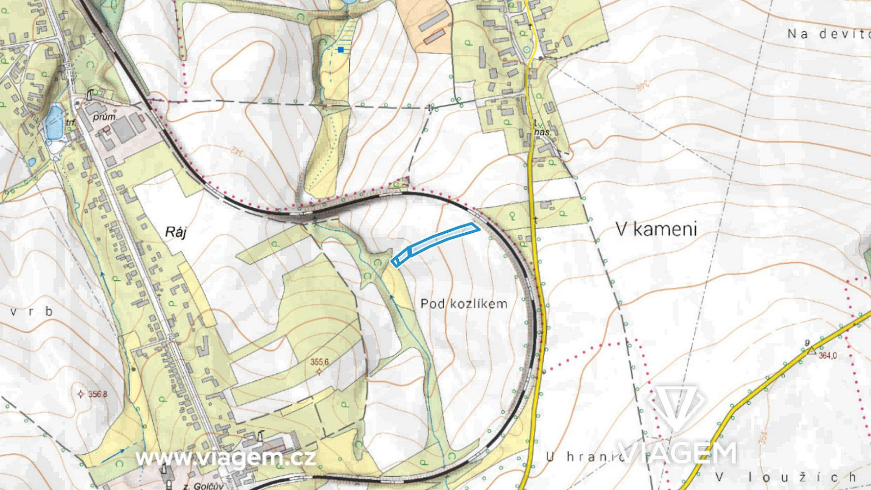 Prodej pole 1 124 m²