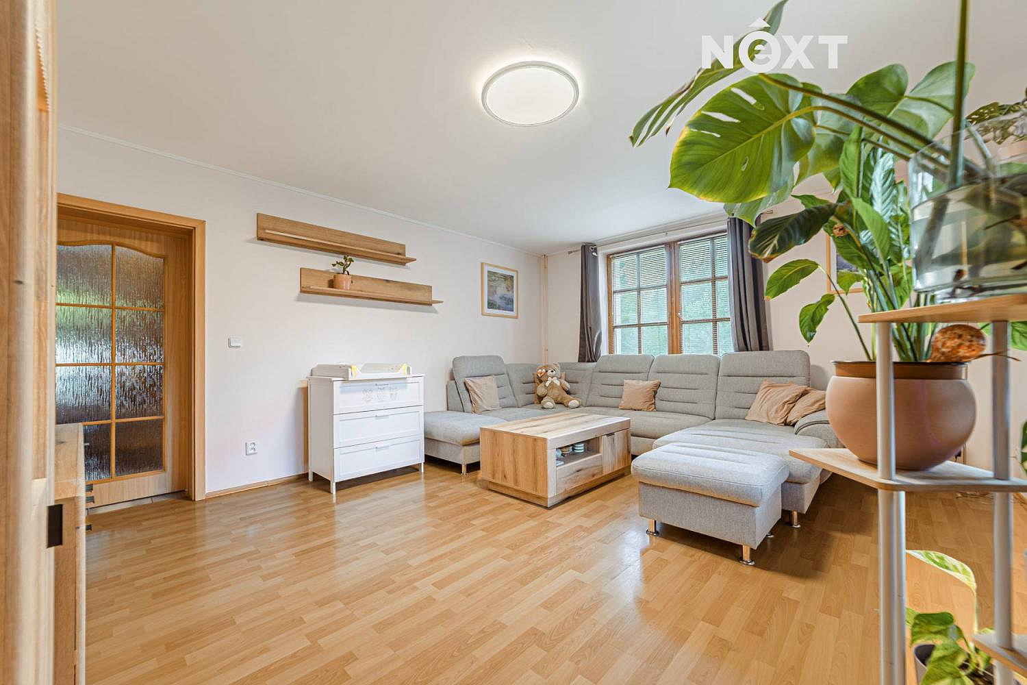 Prodej domu 214 m² s pozemkem 2 616 m²