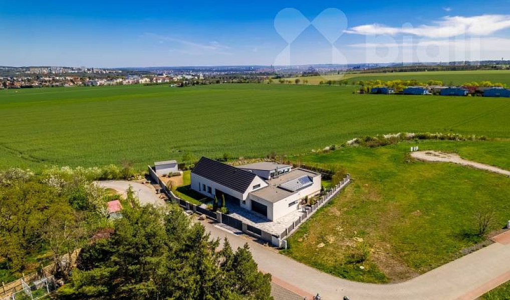 Prodej domu 379 m² s pozemkem 1 341 m², Horoměřice – náhled fotky 30