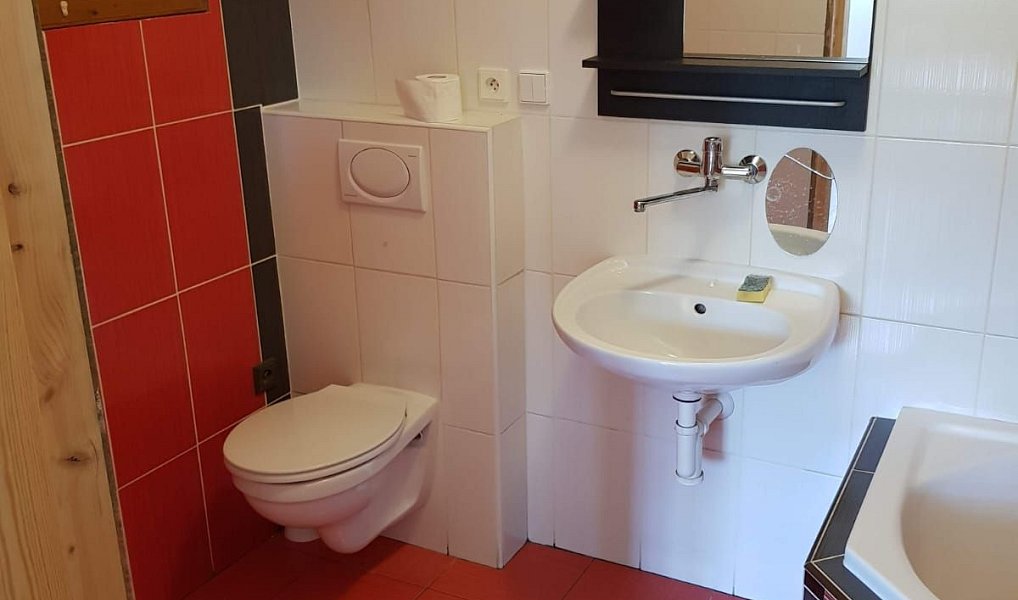 Prodej nájemního domu, činžáku 600 m², Kamenný Újezd – náhled fotky 59