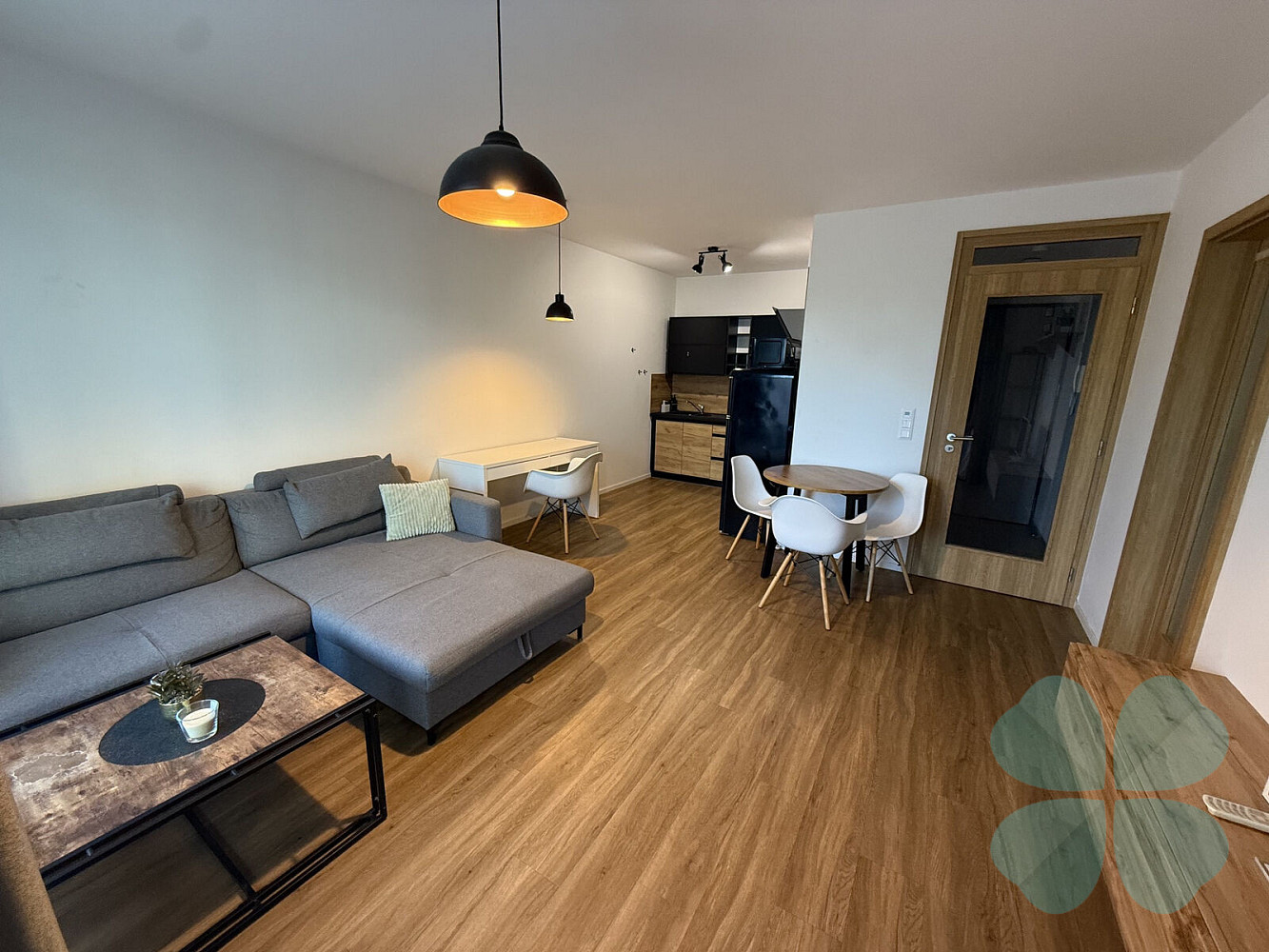Pronájem bytu 2+kk 46 m² – fotografie 2