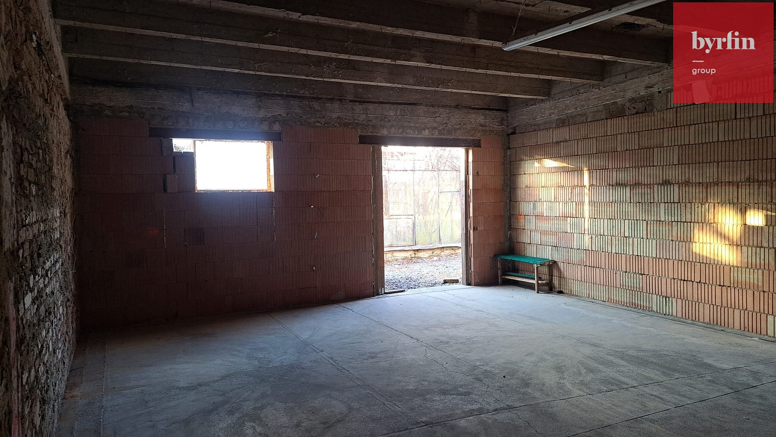 Pronájem skladovacích prostor 67 m² – fotografie 2