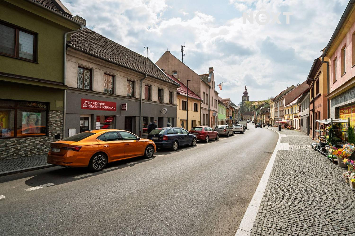 Prodej domu 243 m² s pozemkem 562 m²