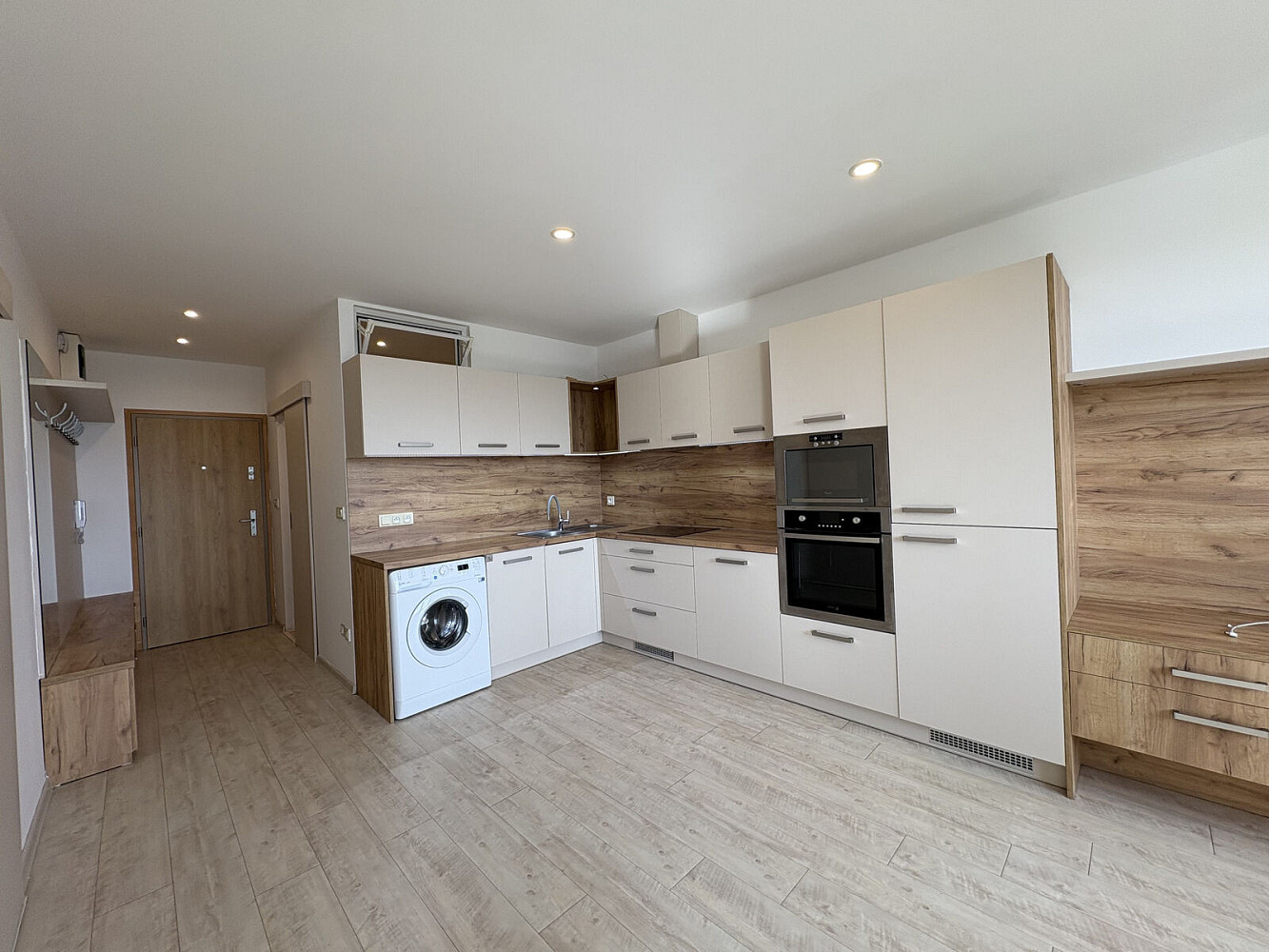 Pronájem bytu 2+kk 36 m²