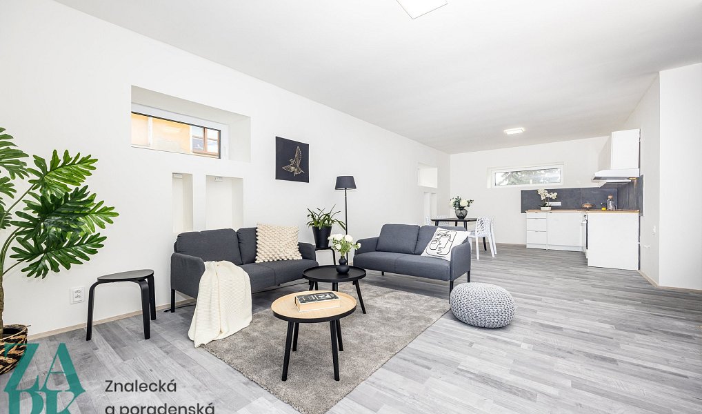 Prodej domu 215 m² s pozemkem 684 m², Krupka – náhled fotky 5