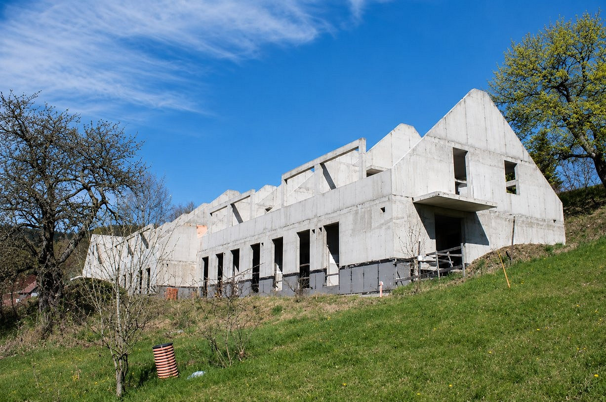 Dražba komerčního objektu (jiného typu) 933 m² — photo 2