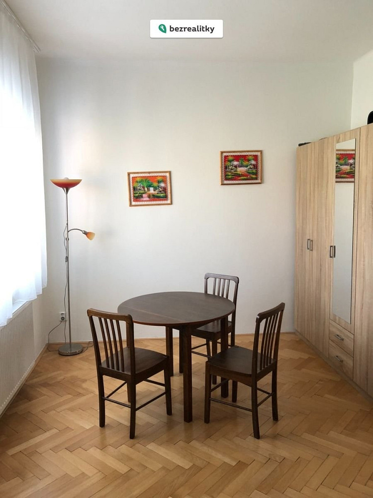 2h asunto, 42 m²