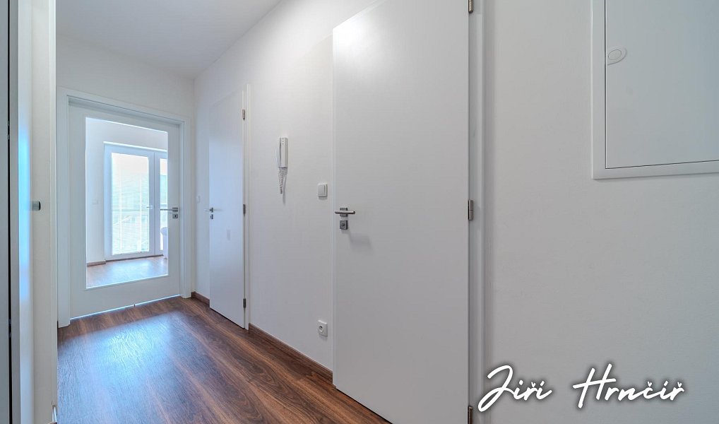 Prodej bytu 3+kk 77 m², Liberec – náhled fotky 17