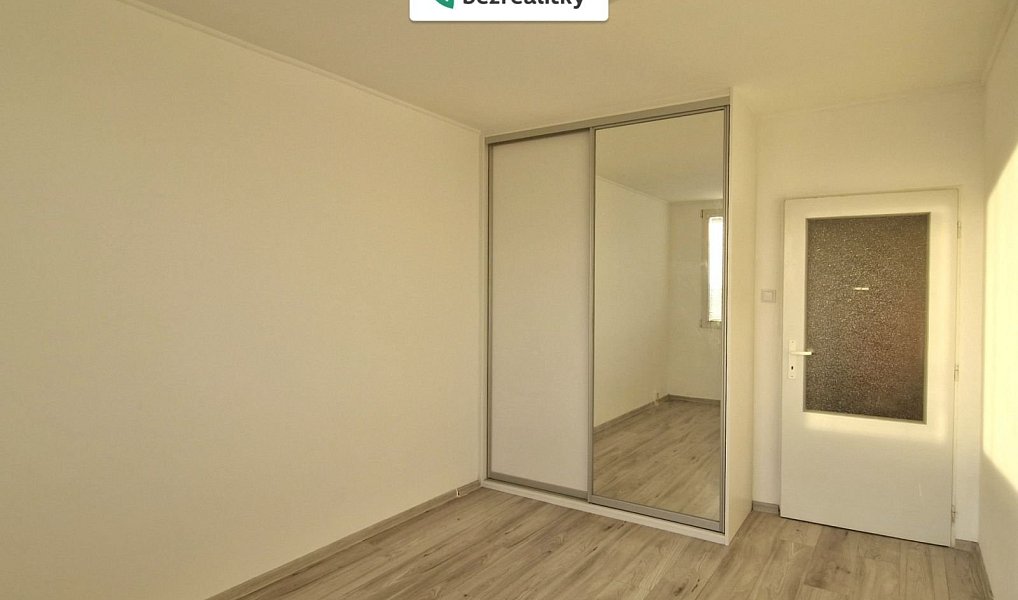 Prodej bytu 2+kk 40 m², Praha – náhled fotky 9