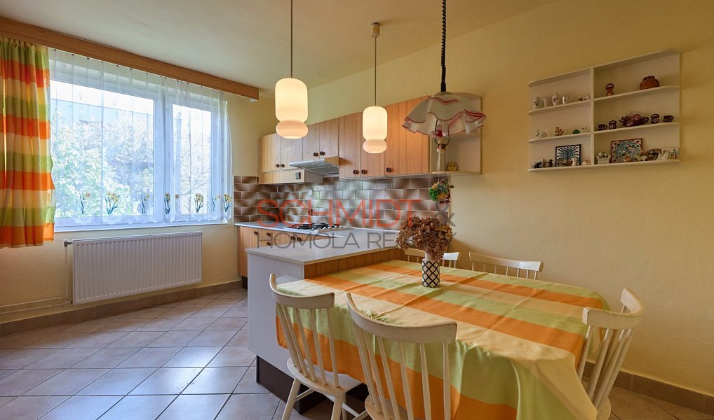 Prodej domu 437 m² s pozemkem 1 807 m², Hustopeče – náhled fotky 18