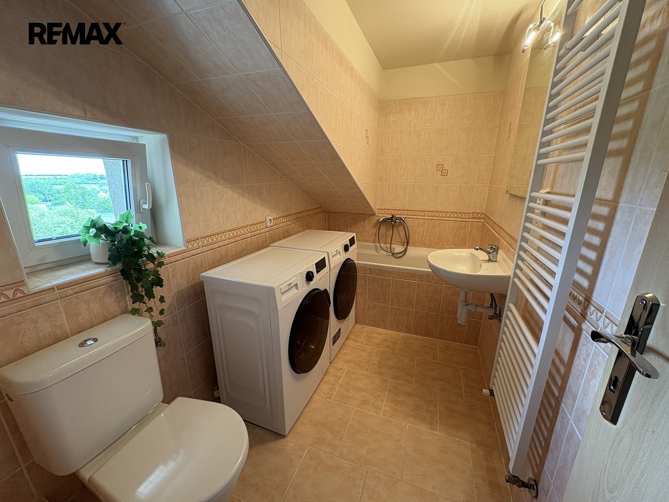 Prodej bytu 2+kk 45 m² – další