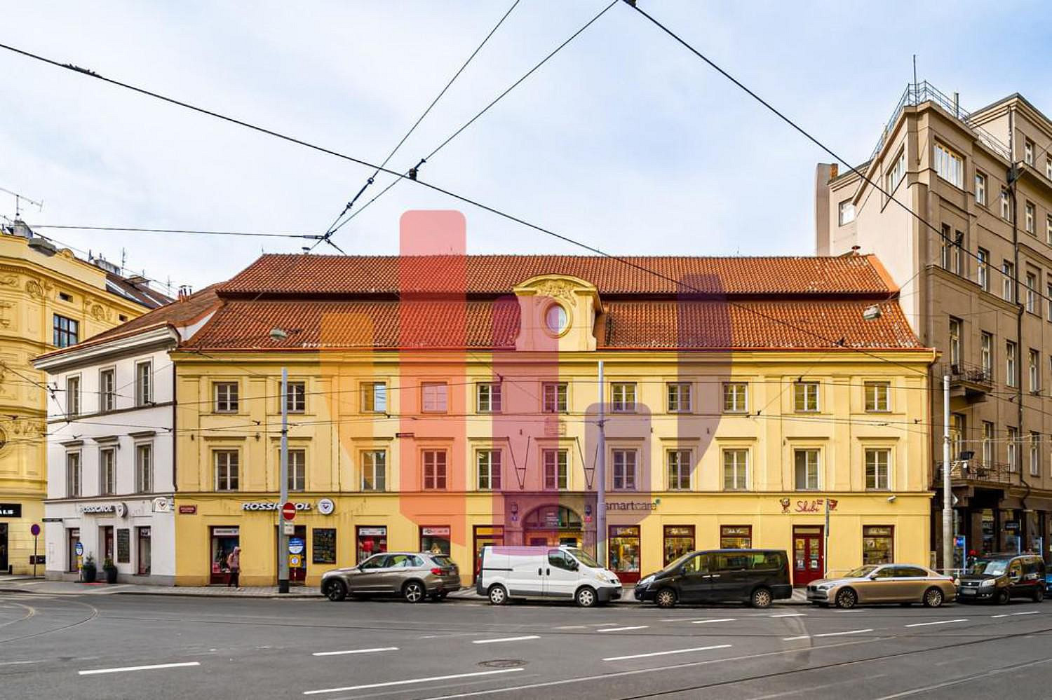 Pronájem kanceláře 424 m²