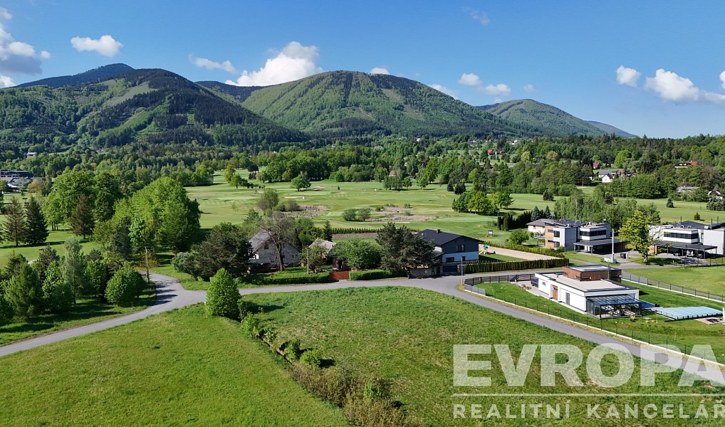 Prodej stavebního pozemku 2 266 m², Čeladná – náhled fotky 4