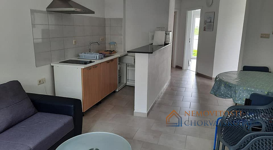 Prodej bytu 1+1 41 m² – pohled 3