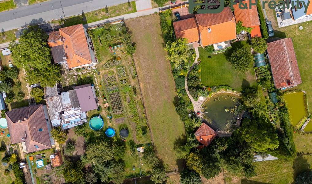 Prodej zahrady 640 m², Opolany – náhled fotky 11