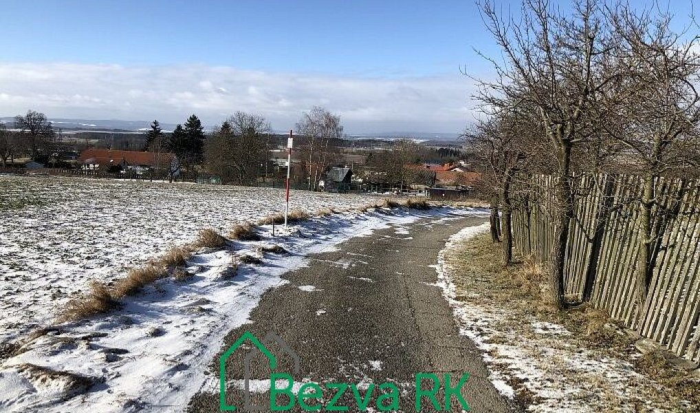 Prodej stavebního pozemku 1 980 m², Zbenice – náhled fotky 6
