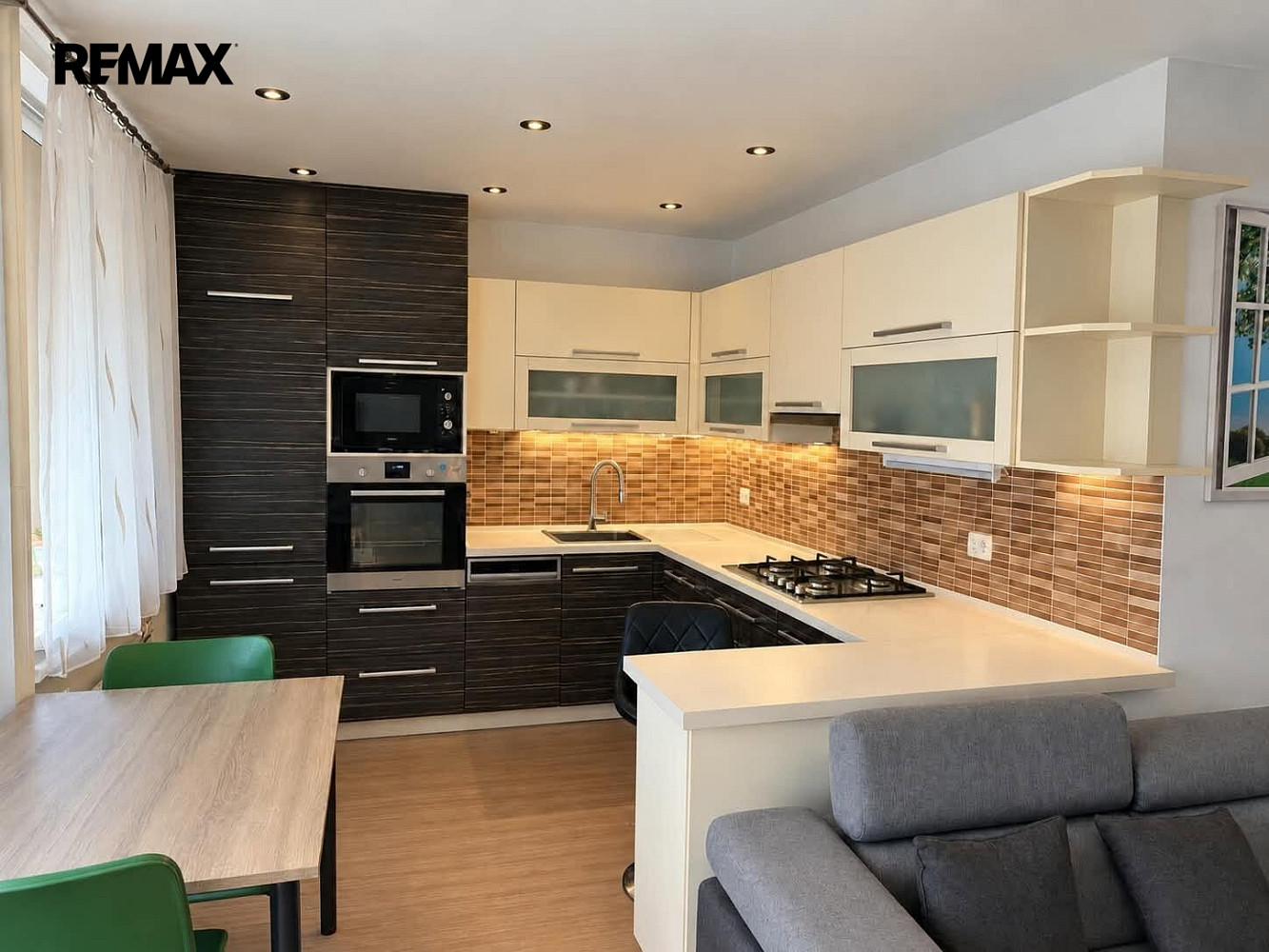 Pronájem bytu 2+kk 50 m²