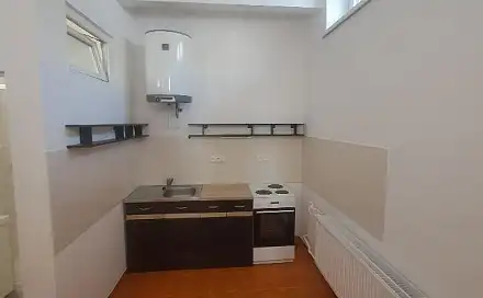 Pronájem bytu 1+1 33 m², Českomoravská, Praha 9 - Vysočany