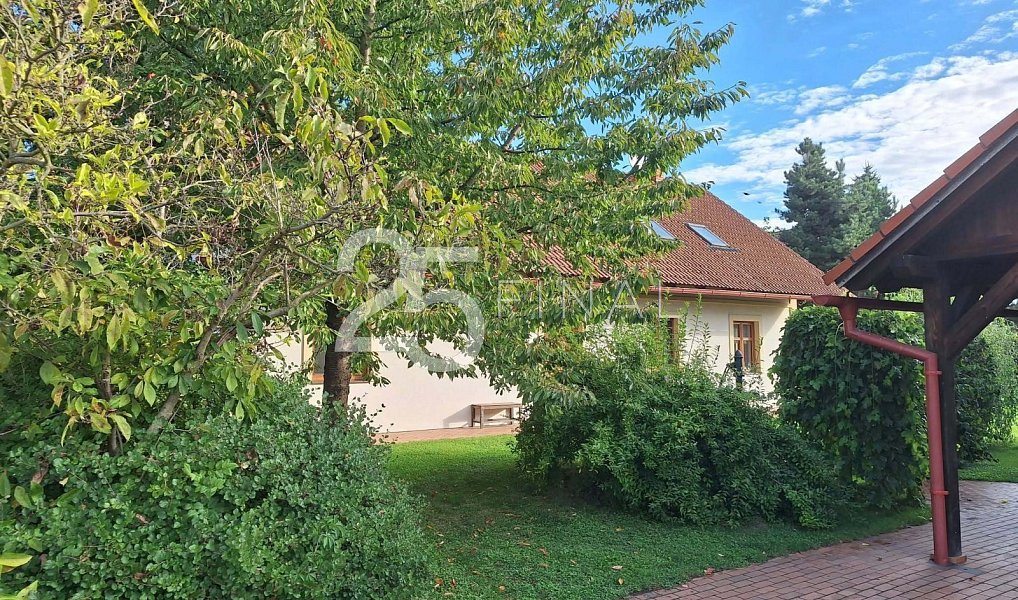 Pronájem domu 200 m² s pozemkem 1 093 m², Osek – náhled fotky 8