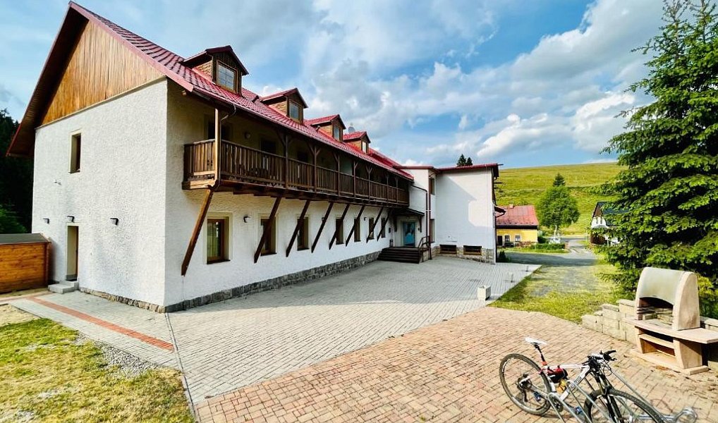 Prodej bytu 1+1 71 m², Horní Blatná – náhled fotky 16