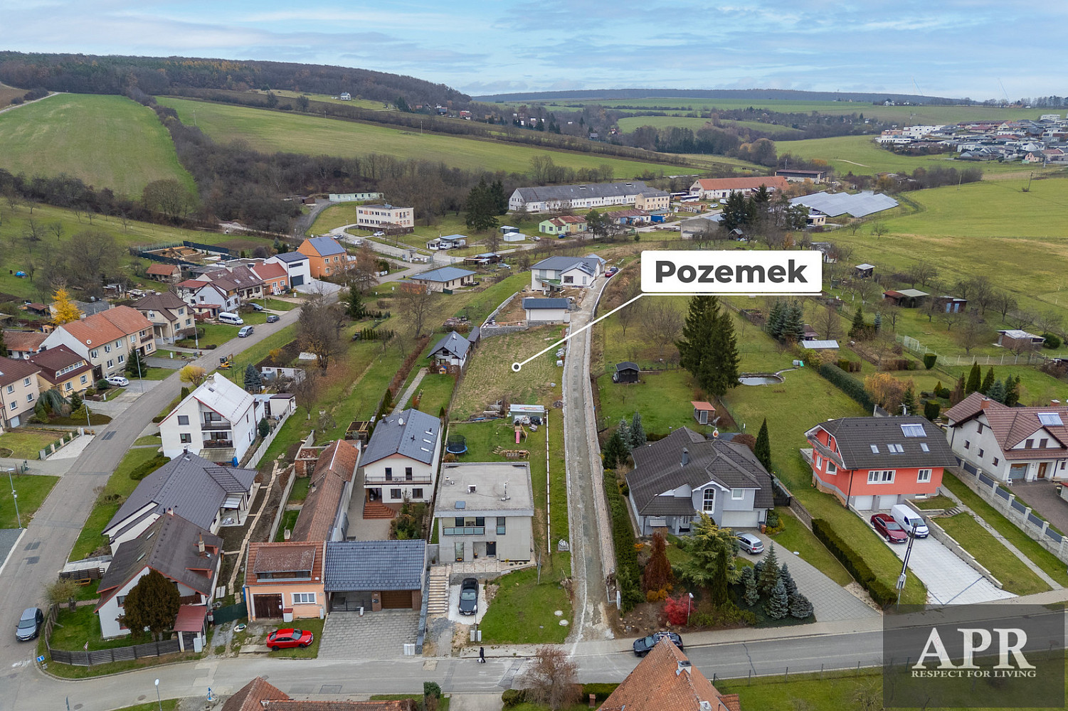 Prodej stavebního pozemku 400 m² – pohled 4