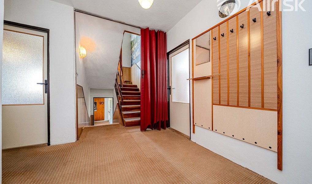 Prodej domu 165 m² s pozemkem 5 899 m², Bílovec – náhled fotky 9