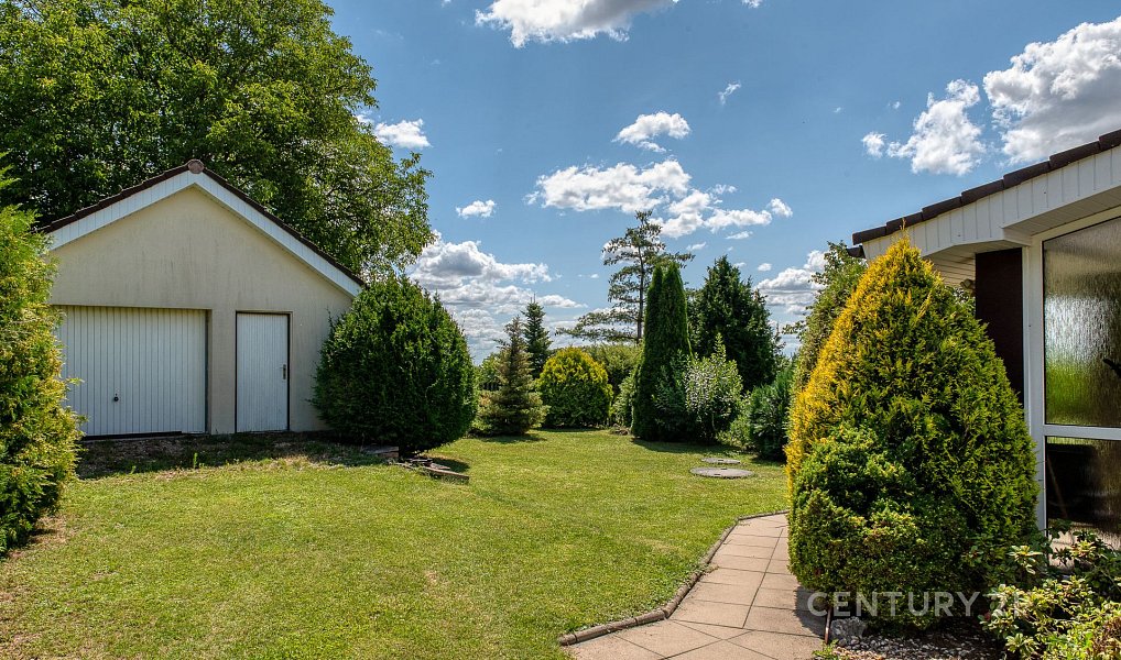 Prodej domu 139 m² s pozemkem 822 m², Dobrovice – náhled fotky 5