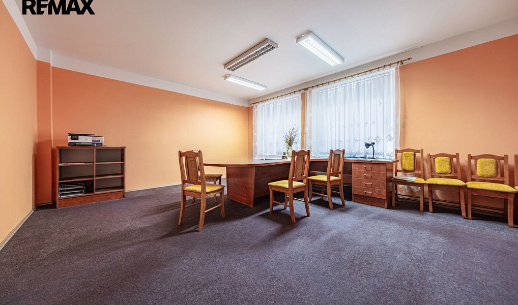 Prodej kanceláře 670 m², Zbrašín – náhled fotky 8