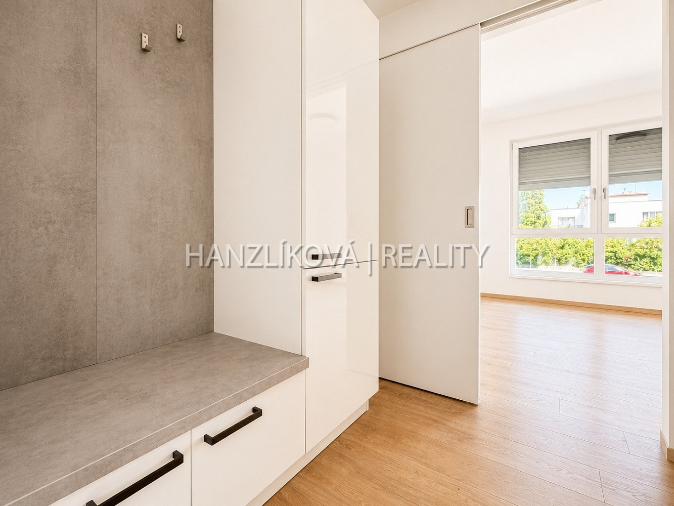 Pronájem bytu 1+kk 24 m² – fotografie 4