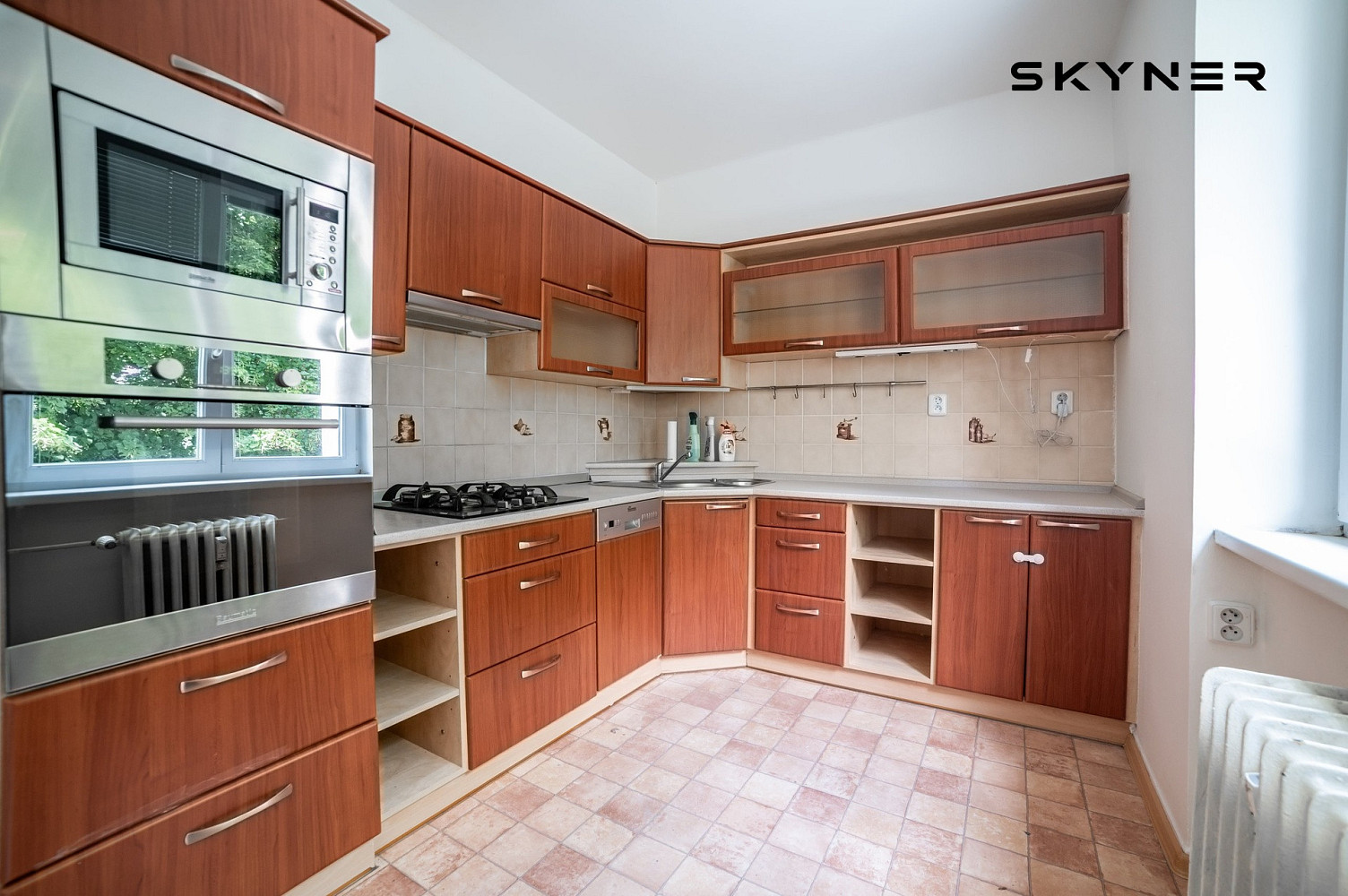 Pronájem bytu 2+1 51 m² – pohled 2