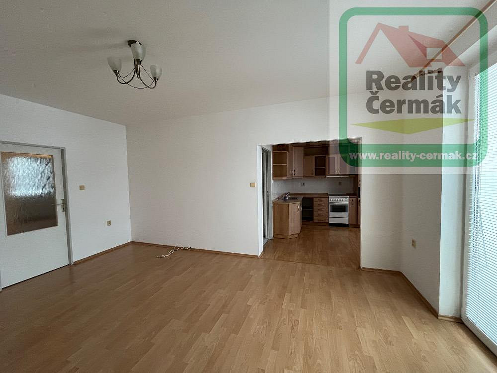 Pronájem bytu 3+1 80 m² – fotografie 4