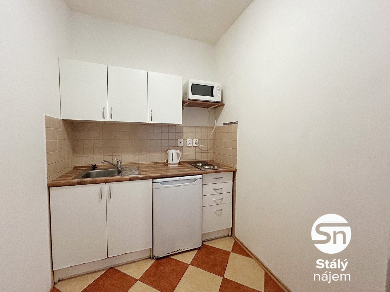 Pronájem bytu 1+kk 31 m² – fotografie 2