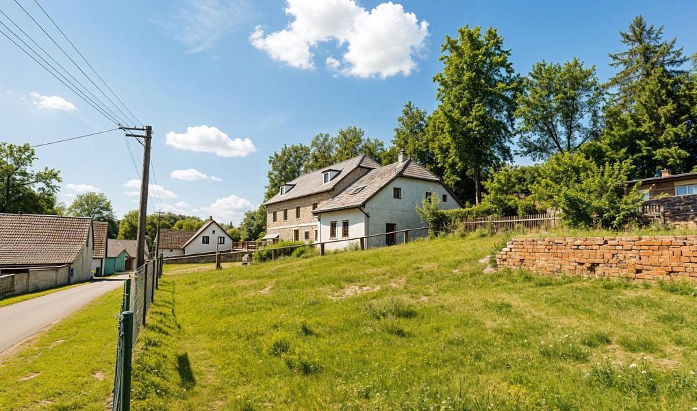 Prodej stavebního pozemku 366 m², Nová Bystřice – náhled fotky 2