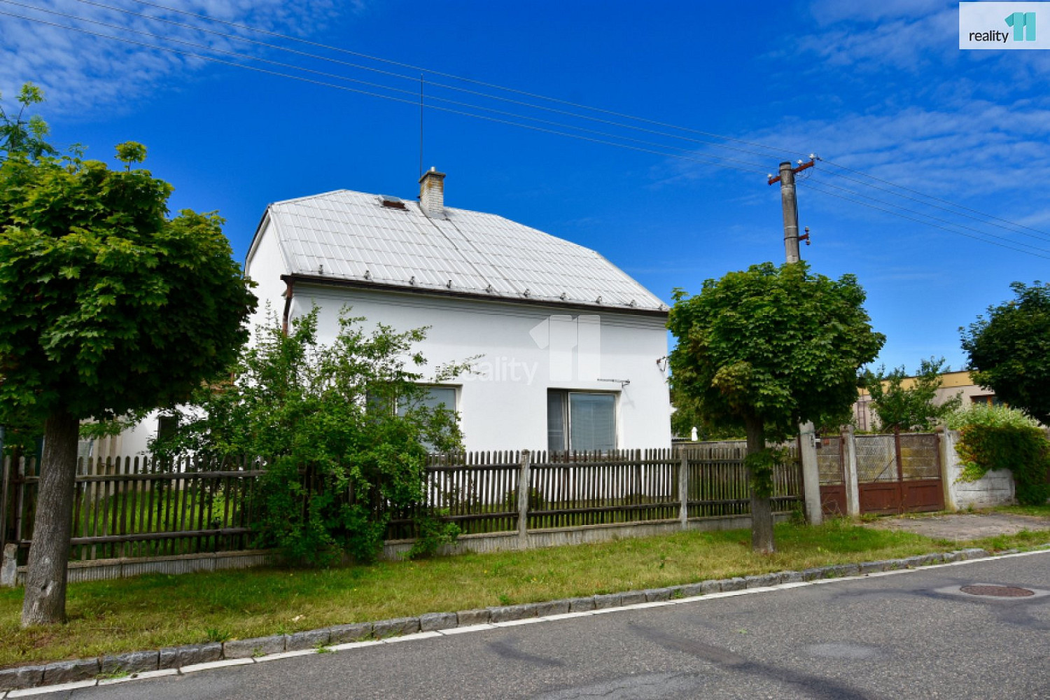 Prodej domu 1 910 m² s pozemkem 1 910 m²