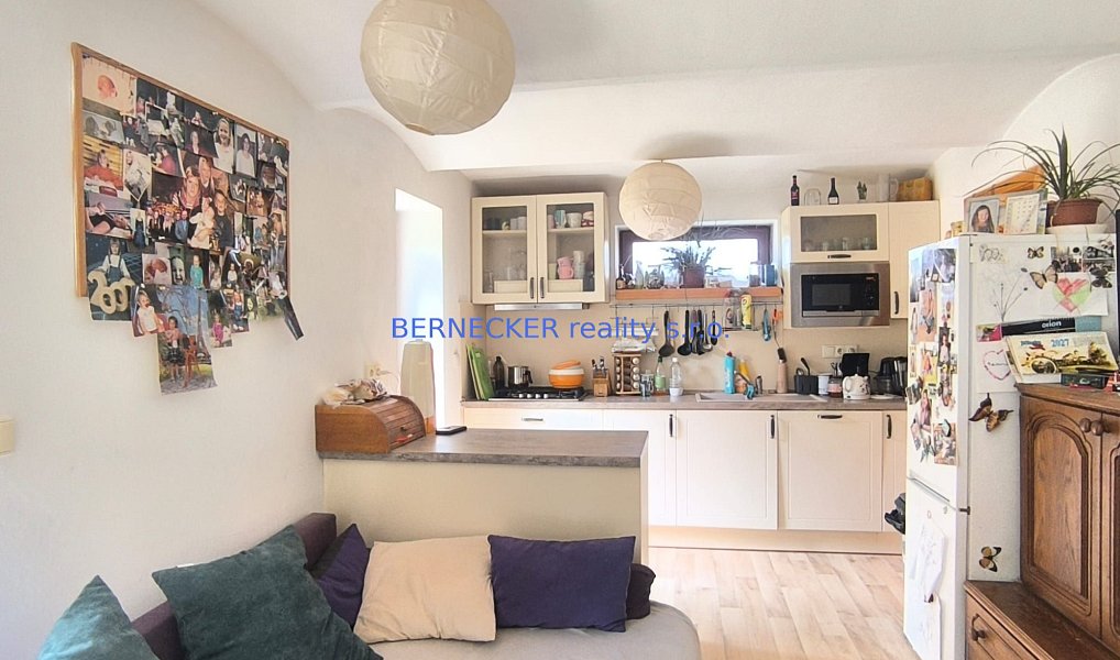 Prodej domu 80 m² s pozemkem 2 407 m², Sekeřice – náhled fotky 2