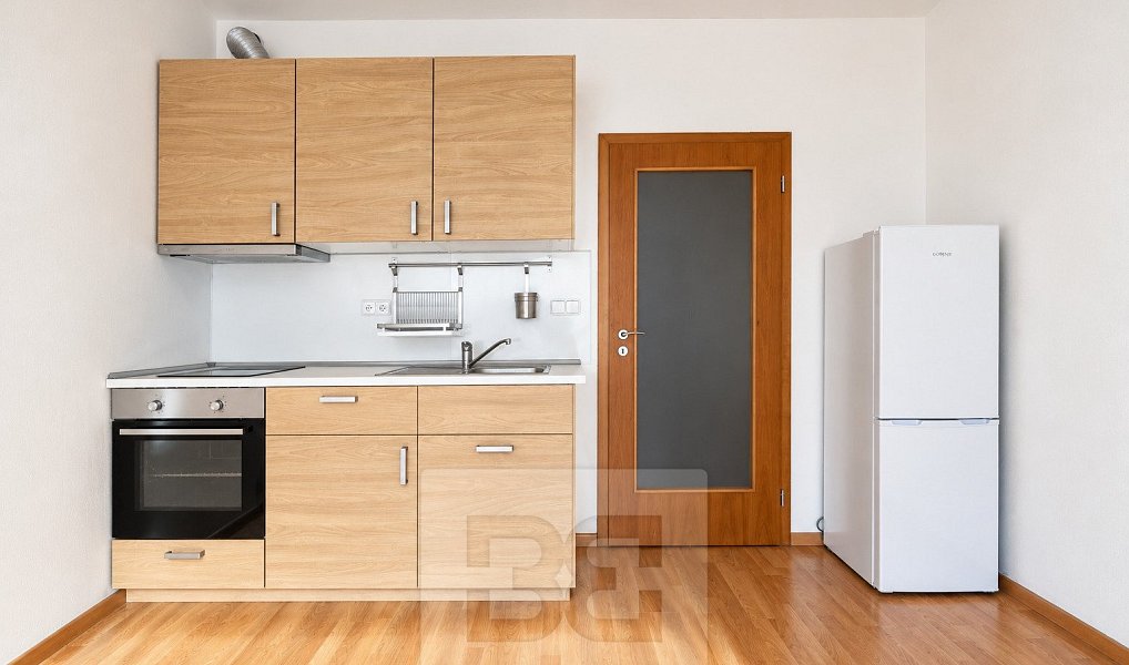 Prodej bytu 1+kk 31 m², Praha – náhled fotky 4