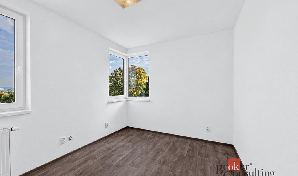 Pronájem bytu 3+kk 66 m², Vochov – náhled fotky 11