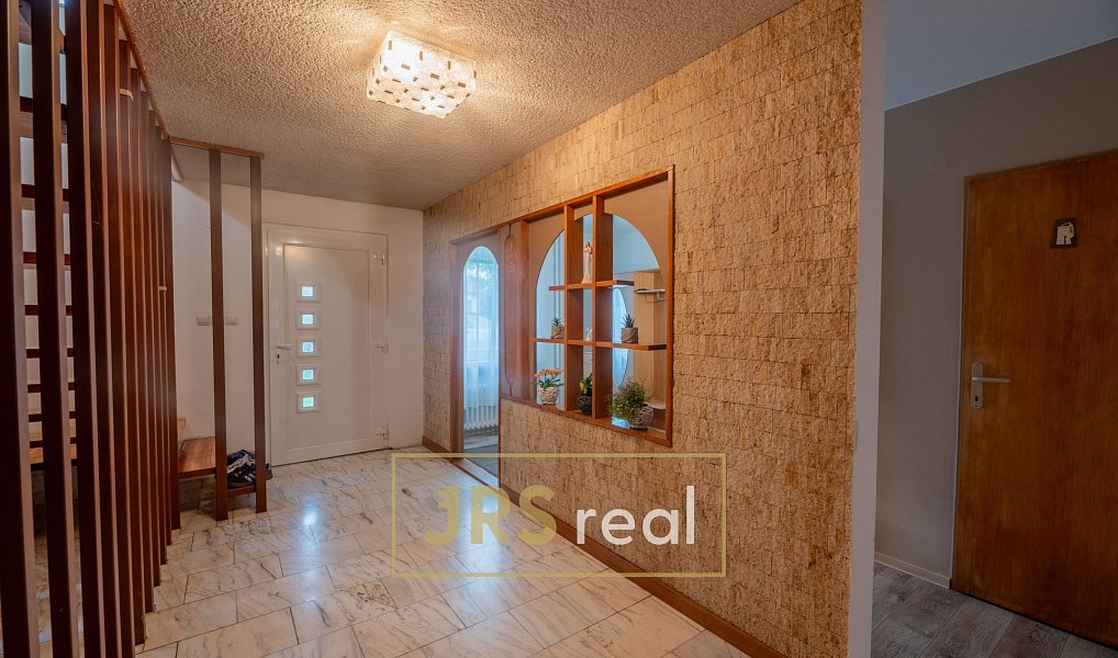Prodej domu 226 m² s pozemkem 1 446 m², Moravany – náhled fotky 5