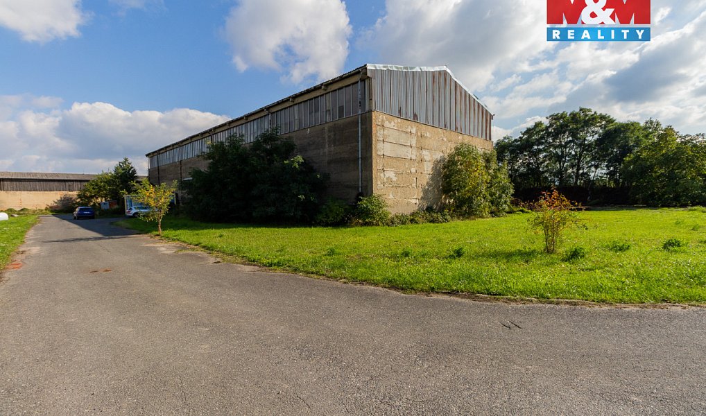 Prodej zemědělského objektu 1 220 m², Javorník – náhled fotky 2
