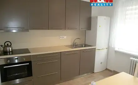 Pronájem bytu 1+1 38 m², 17. listopadu, Opava - Kylešovice